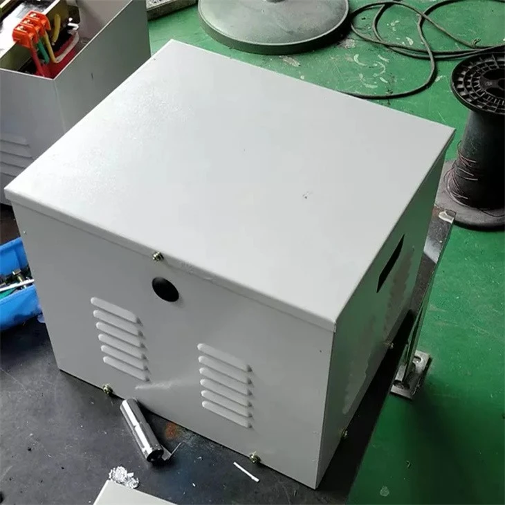 Transformador Sumergido En Aceite De 400KVA